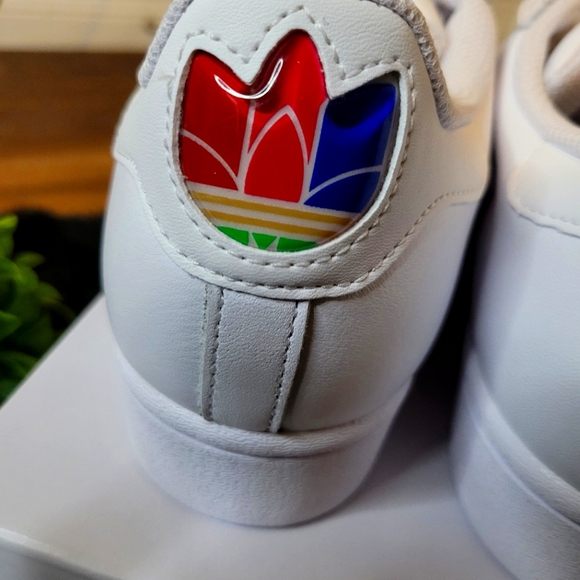 Superstar Pure - Picture 11 of 15